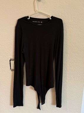 Abercrombie & Fitch Black Long-Sleeve Ribbed Bodysuit